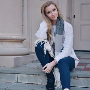 Meet your Posher, Anna